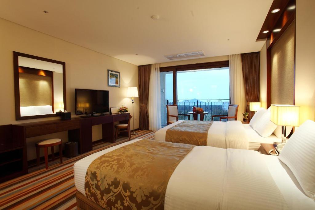 Raon Hotel & Resort Jeju Quarto foto