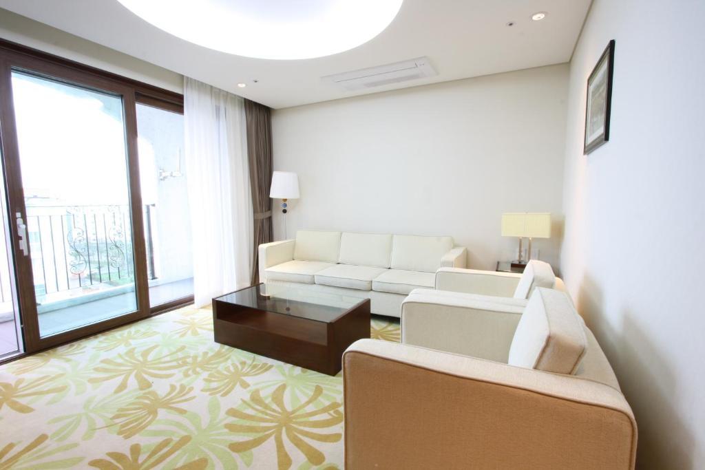 Raon Hotel & Resort Jeju Quarto foto
